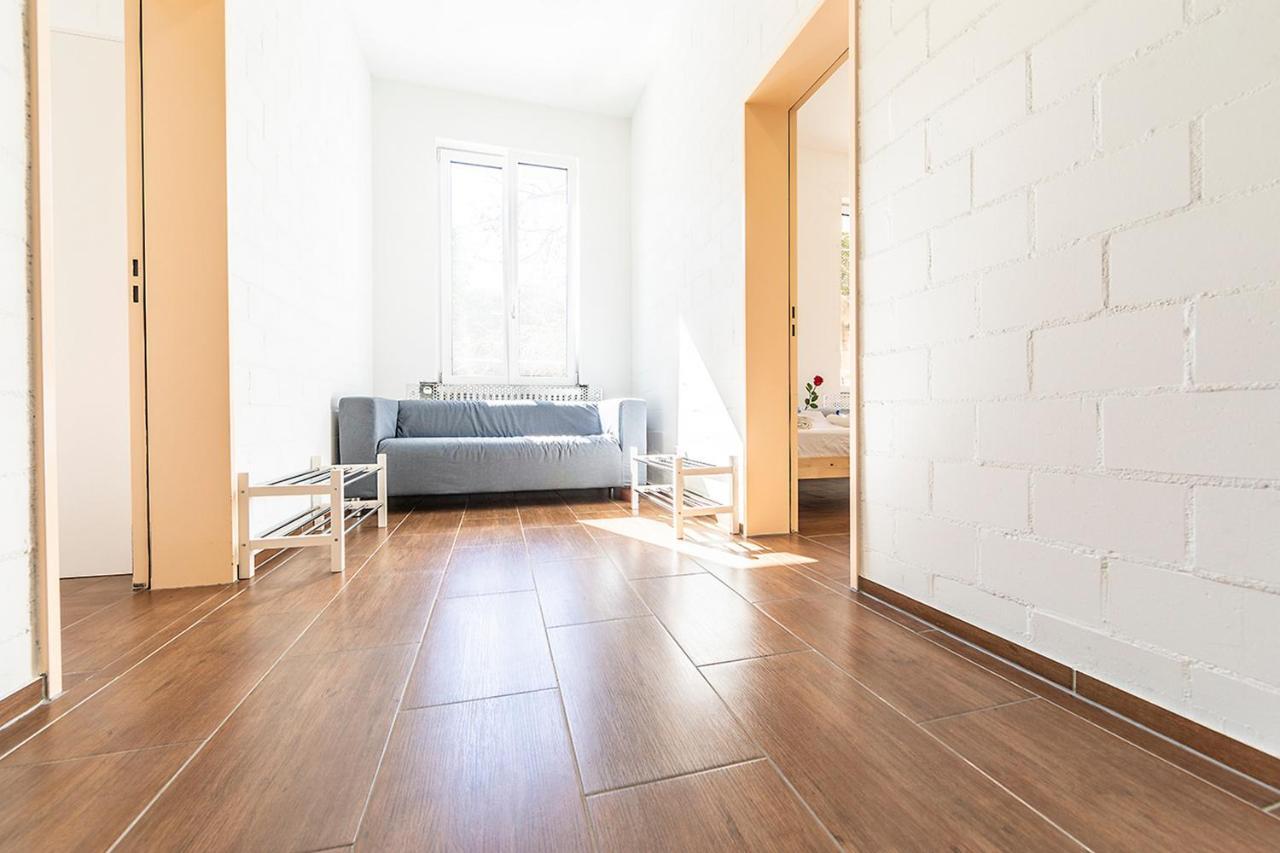 Simple Rooms - Yellow Inn St. Gallen Exteriör bild